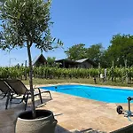 Guest house Csernus Doki Bor-Grillterasza Es Bungalloi
