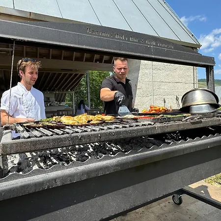Gasthof Csernus Doki Bor-Grillterasza Es Bungalloi Erlau