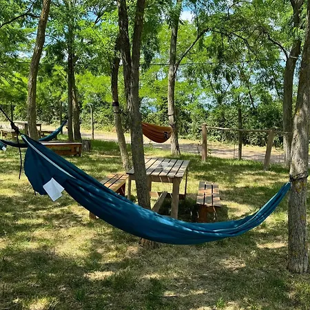 Csernus Doki Bor-Grillterasza Es Bungalloi Gasthof 4*